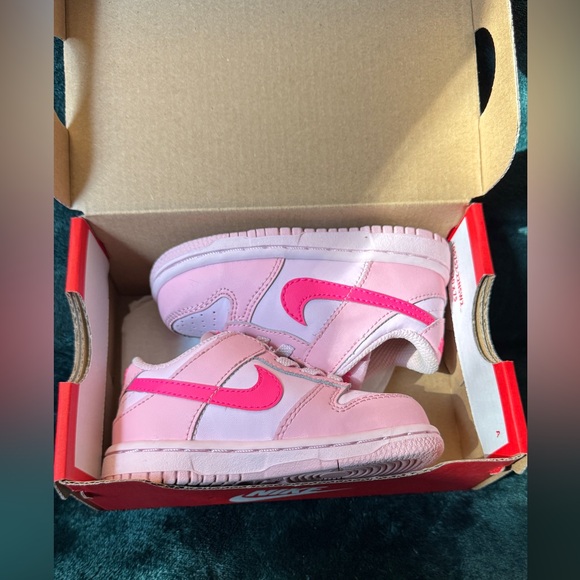 NIKE DUNK LOW TD 'TRIPLE PINK' - Picture 4 of 9